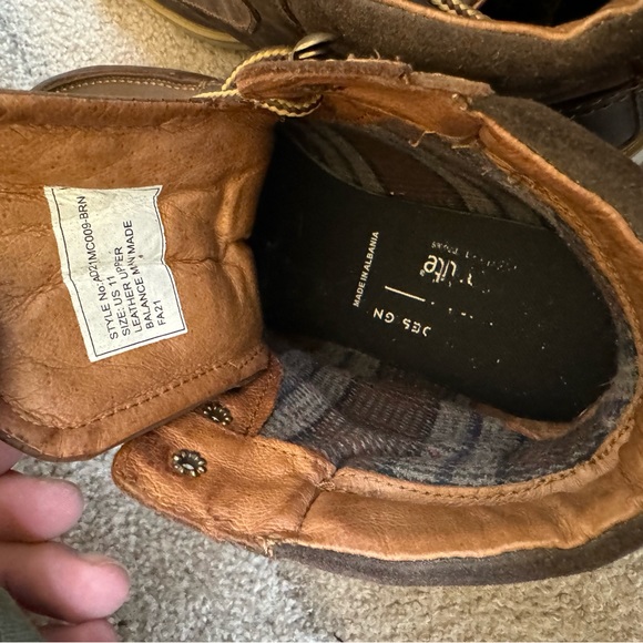 Leather boots - Picture 2 of 2